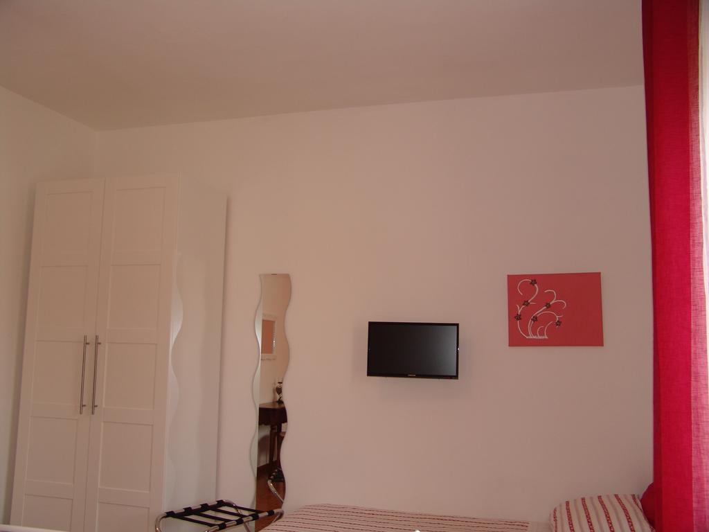B&B Myosotis Pisa Oda fotoğraf